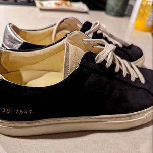 Common Projects Achilles Low Woman's Shoes